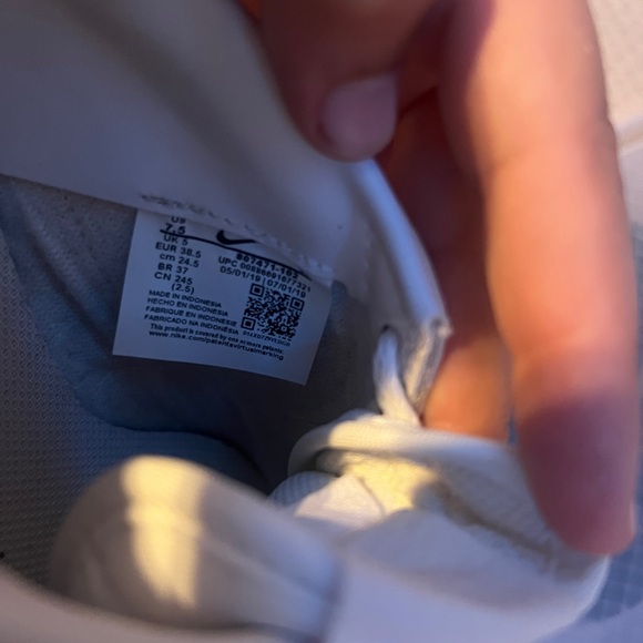 Nike Cortez - Picture 9 of 9